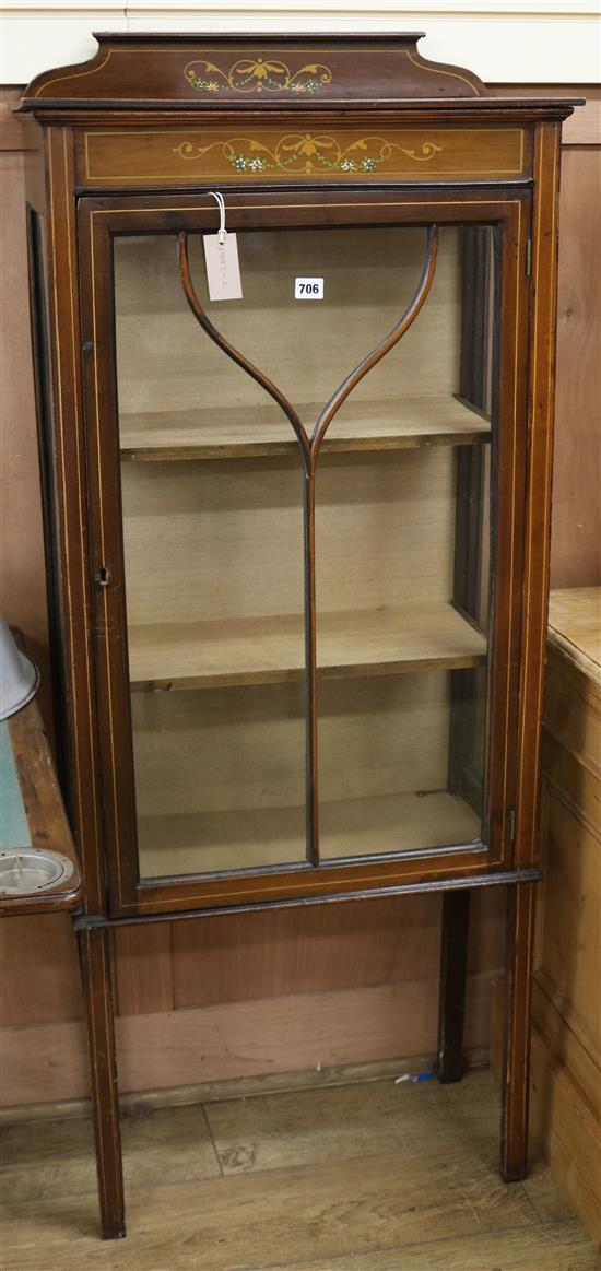 An Edwardian mahogany display cabinet W.61cm